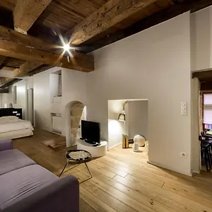 La Miroirs - Plein Coeur Du Vieux Apartamento