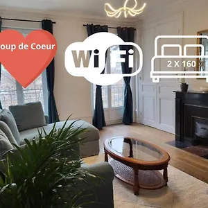  Apartment Porte Du Vieux 2, Le Long Du Quai
