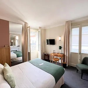 Globe Et Cecil Otel